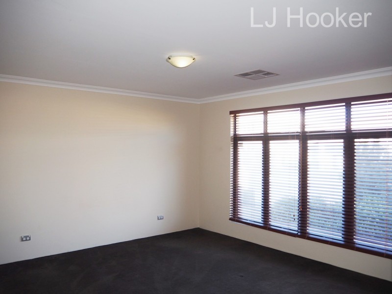 10 Harvest Chase, Madora Bay WA 6210