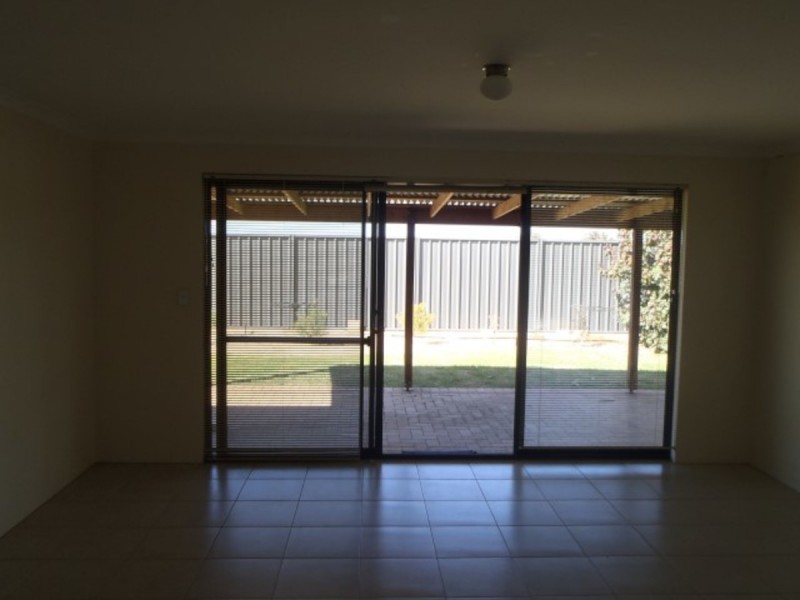64 Lemongum Drive, Baldivis WA 6171