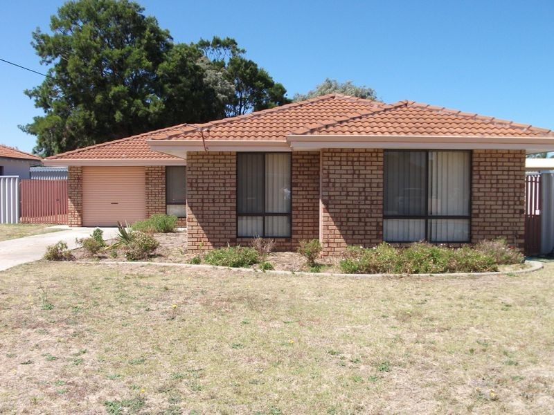 7 Fountain Court, Safety Bay WA 6169