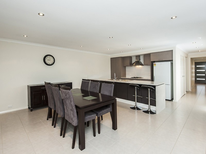 5/2 Pemberton Boulevard, Baldivis WA 6171