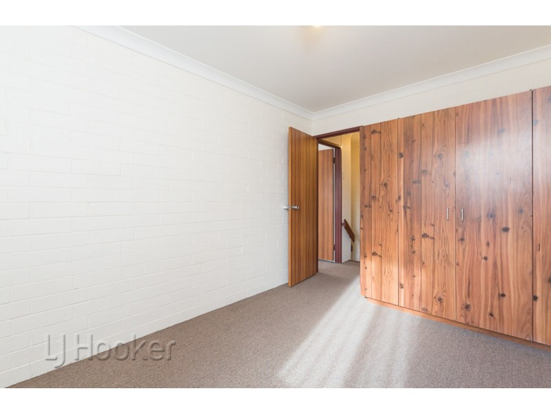 19/13 Merope Close, Rockingham WA 6168