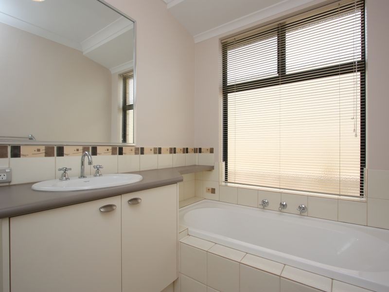 5 Cleland Crescent, Baldivis WA 6171