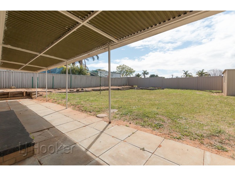 31 Steward Way, Orelia WA 6167