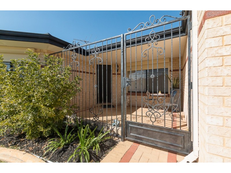5 Eiffel Crescent, Port Kennedy WA 6172