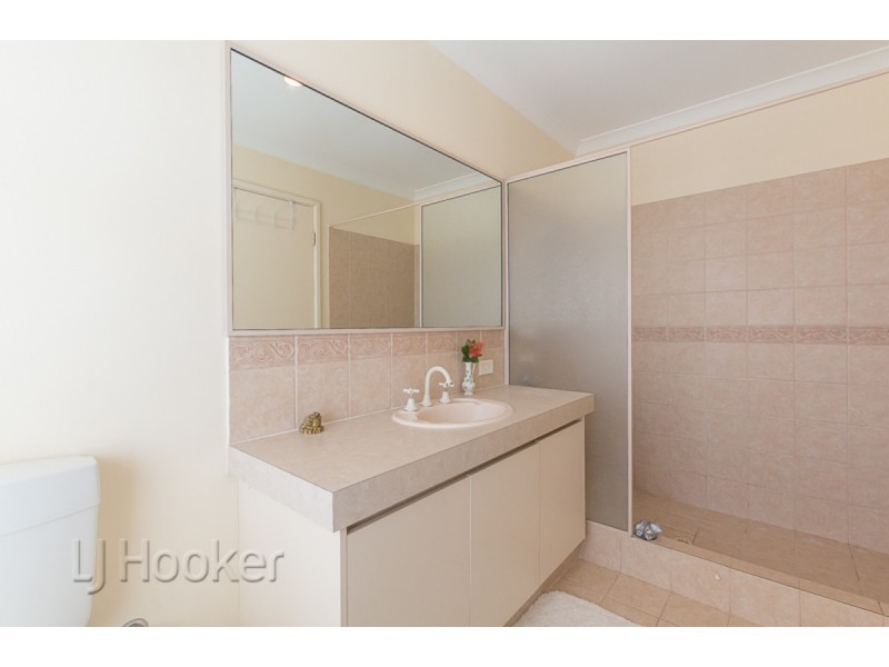 5 Eiffel Crescent, Port Kennedy WA 6172