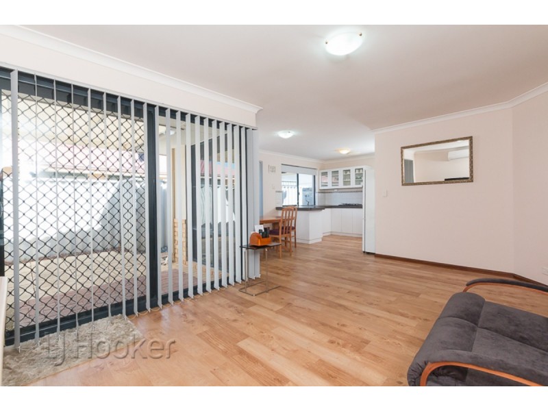 6/54 Gnangara Drive, Waikiki WA 6169