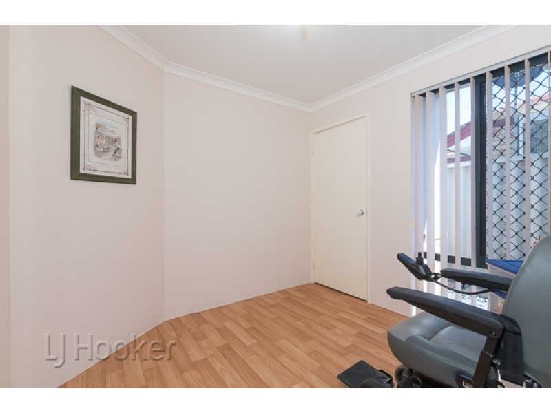 6/54 Gnangara Drive, Waikiki WA 6169