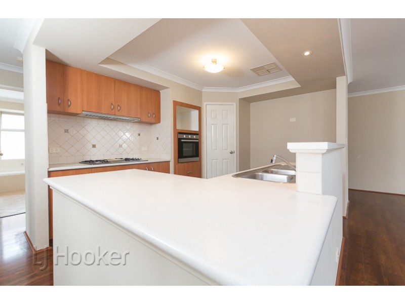 37 Pastrana Crescent, Port Kennedy WA 6172