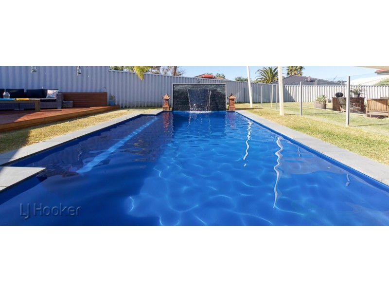 6 Dundee Close, Warnbro WA 6169