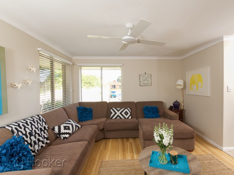 6 Dundee Close, Warnbro WA 6169
