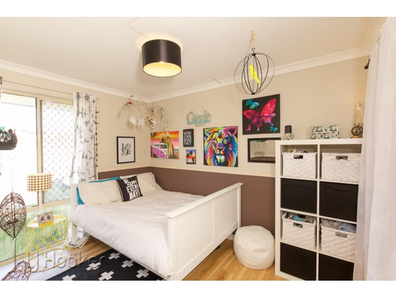 6 Dundee Close, Warnbro WA 6169