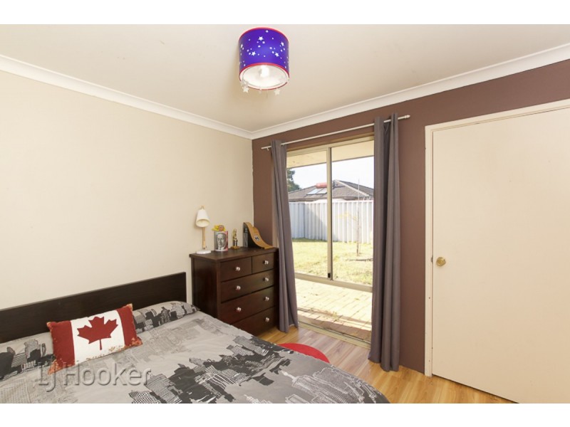 6 Dundee Close, Warnbro WA 6169