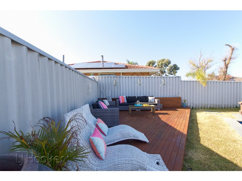 6 Dundee Close, Warnbro WA 6169