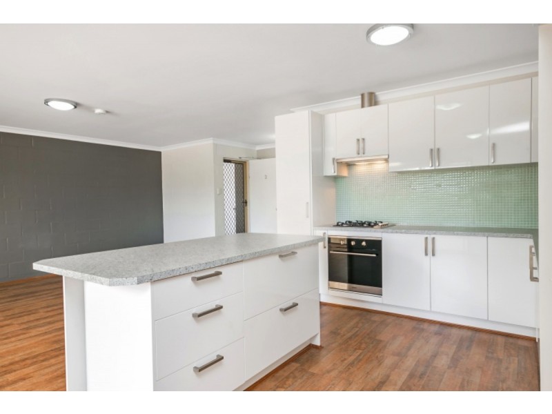 3/9 Kent Street, Rockingham WA 6168