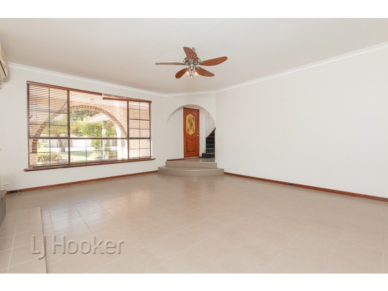 3 Arthur Road, Safety Bay WA 6169