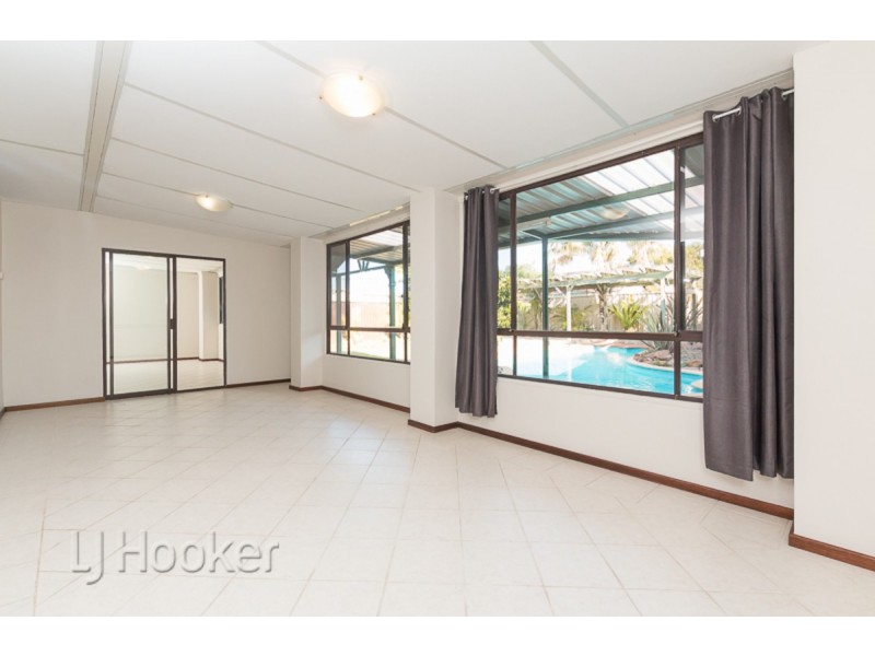 3 Arthur Road, Safety Bay WA 6169