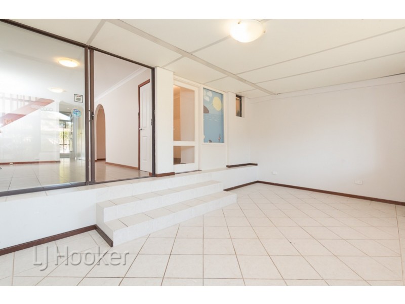 3 Arthur Road, Safety Bay WA 6169