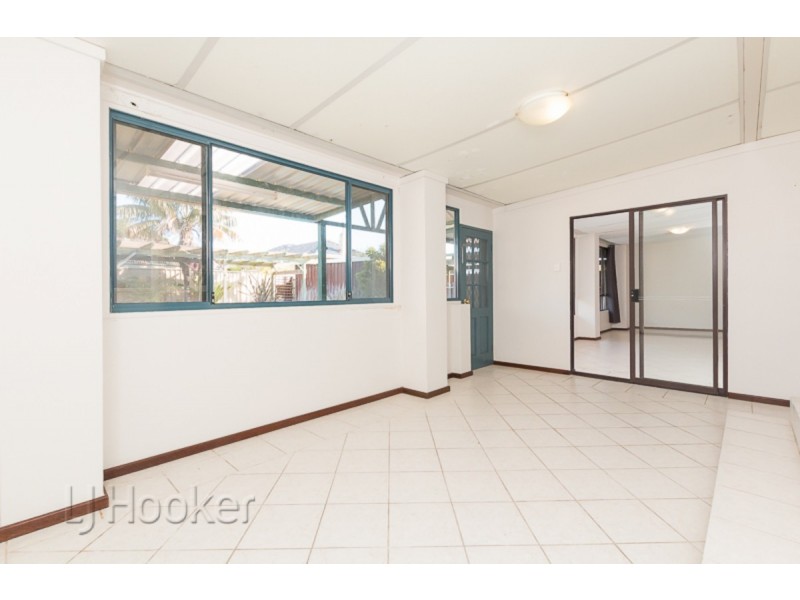 3 Arthur Road, Safety Bay WA 6169