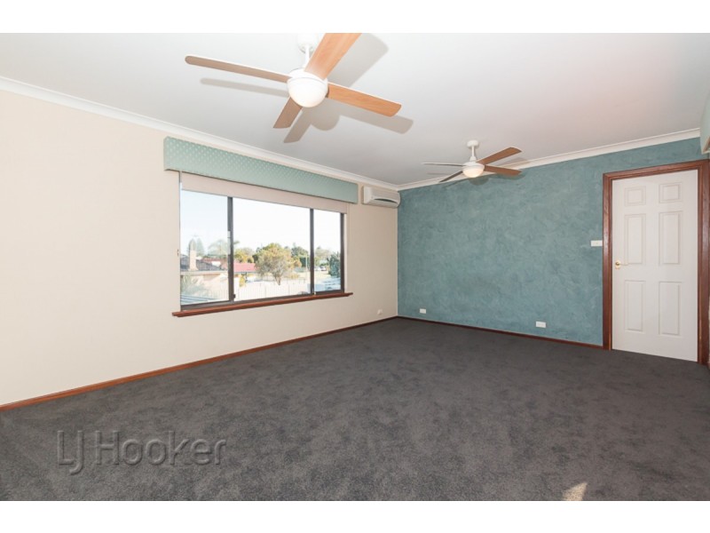 3 Arthur Road, Safety Bay WA 6169