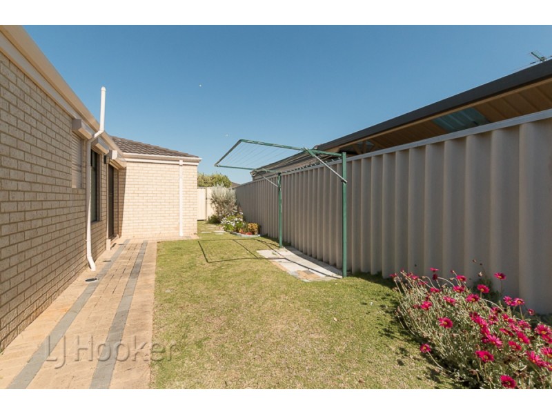 18 Tryall Avenue, Port Kennedy WA 6172