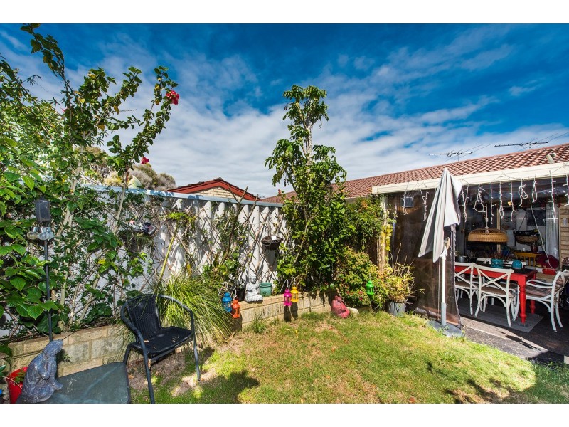 16/10 Merope Close, Rockingham WA 6168