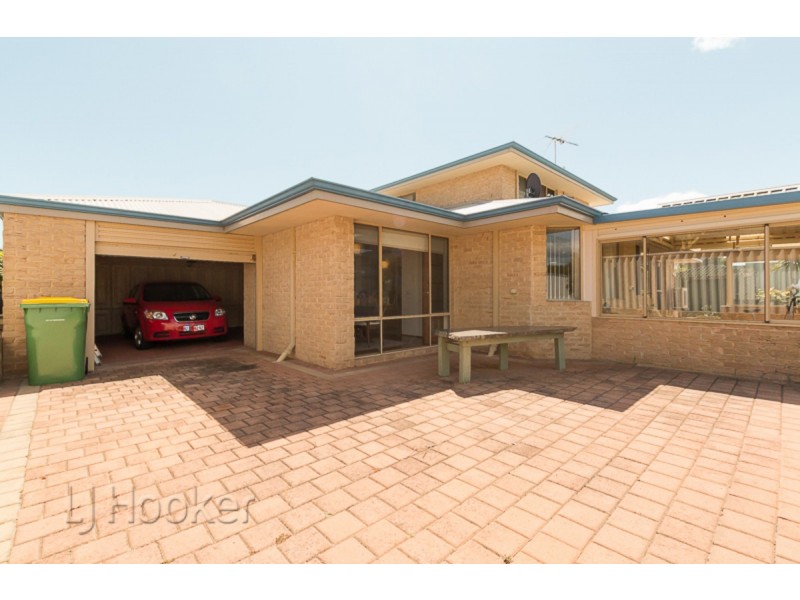 25 Shelton Street, Waikiki WA 6169