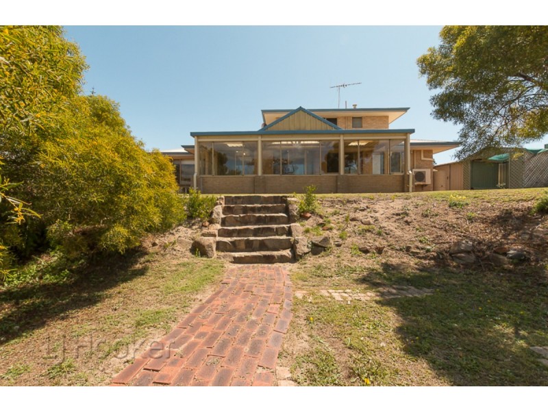 25 Shelton Street, Waikiki WA 6169