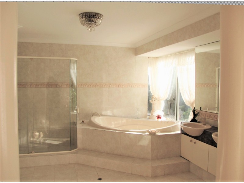 6 Rhodes Place, Jarrahdale WA 6124