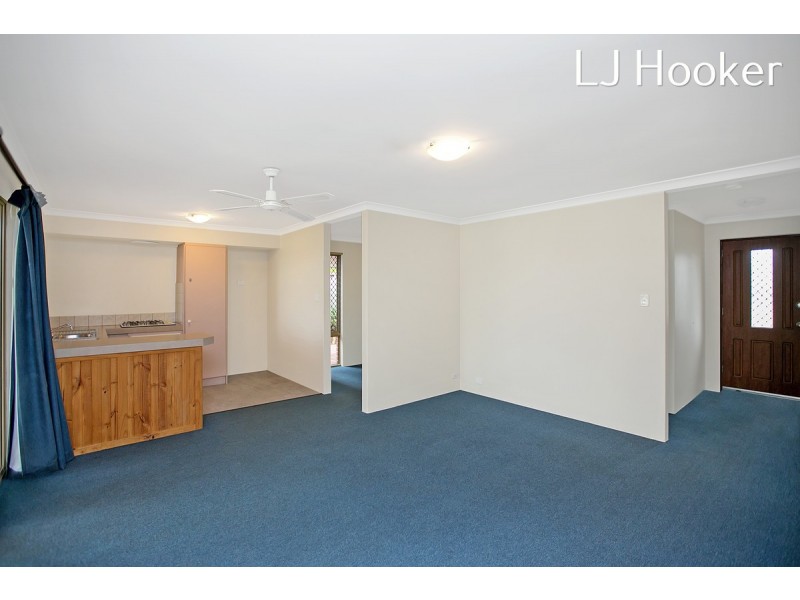 37 Mayflower Close, Port Kennedy WA 6172
