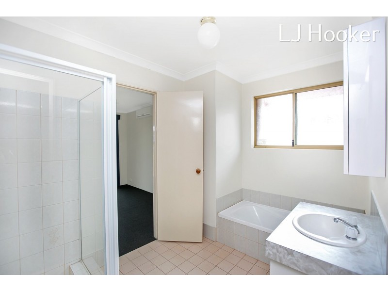 37 Mayflower Close, Port Kennedy WA 6172
