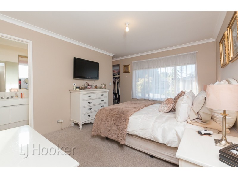 6 Panama Place, Safety Bay WA 6169