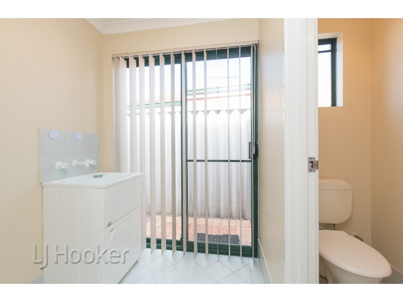 12/10 Nabberu Loop, Cooloongup WA 6168
