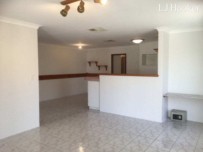 14 Wedgetail Court, Brookdale WA 6112