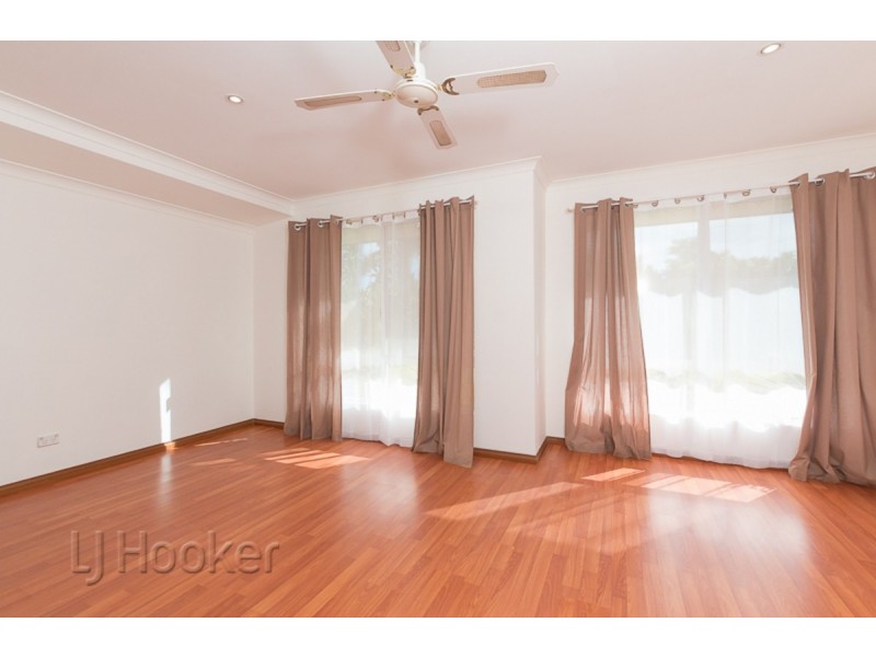 11 Gandesa Green, Port Kennedy WA 6172