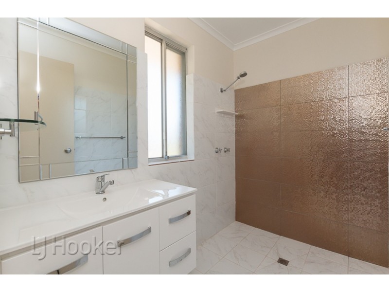 17 Linville Avenue, Cooloongup WA 6168