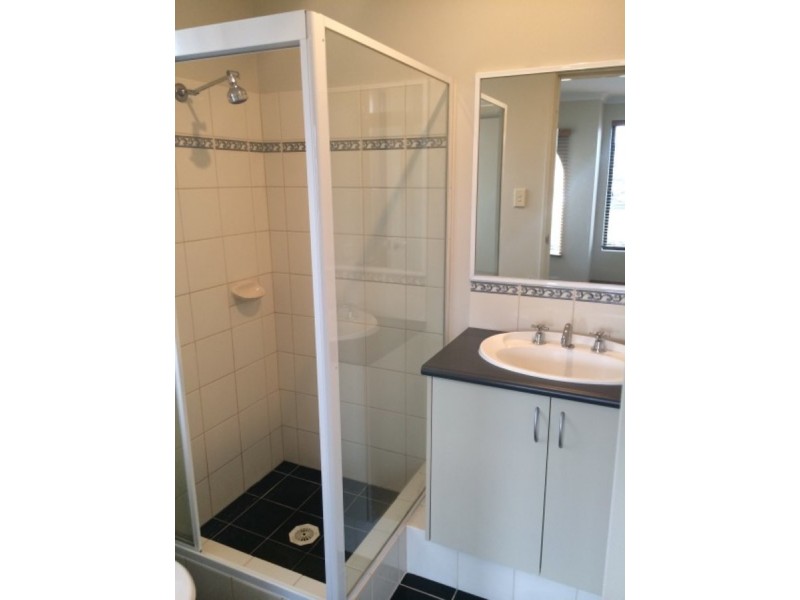 12 Freeling Road, Port Kennedy WA 6172