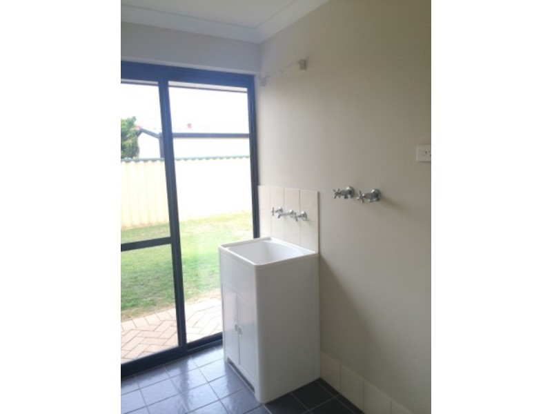 12 Freeling Road, Port Kennedy WA 6172