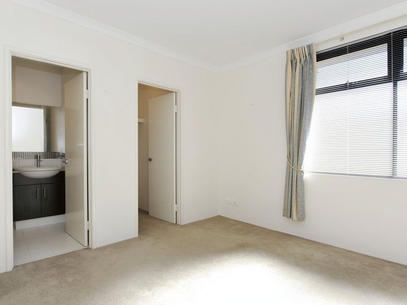 3/13 George Street, Rockingham WA 6168