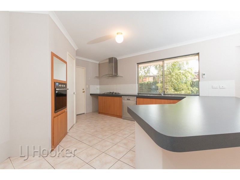 4 Carpentaria Way, Port Kennedy WA 6172