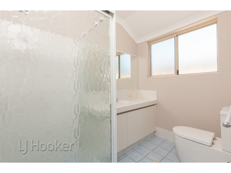 4 Carpentaria Way, Port Kennedy WA 6172