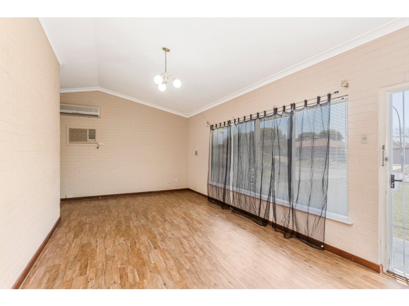 18 Liverpool Street, Shoalwater WA 6169