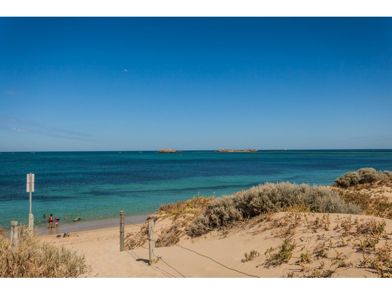 18 Liverpool Street, Shoalwater WA 6169