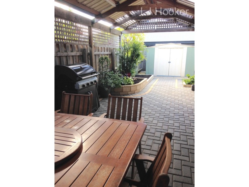 31 Boyle Avenue, Rockingham WA 6168