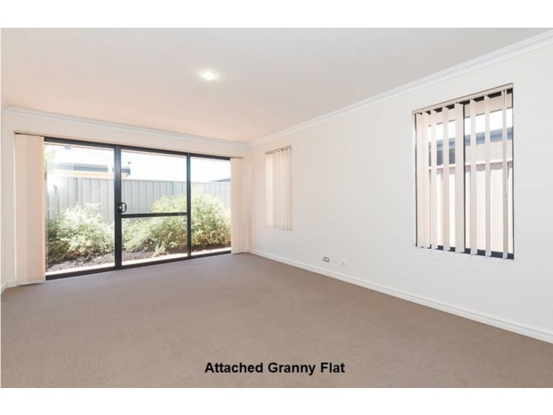 5 Quandong Parkway, Halls Head WA 6210