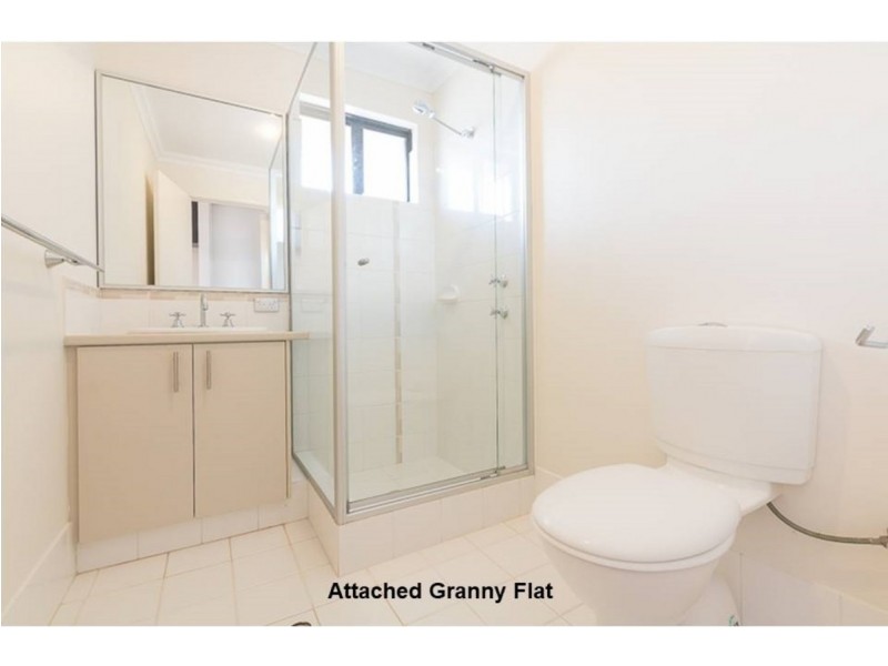 5 Quandong Parkway, Halls Head WA 6210