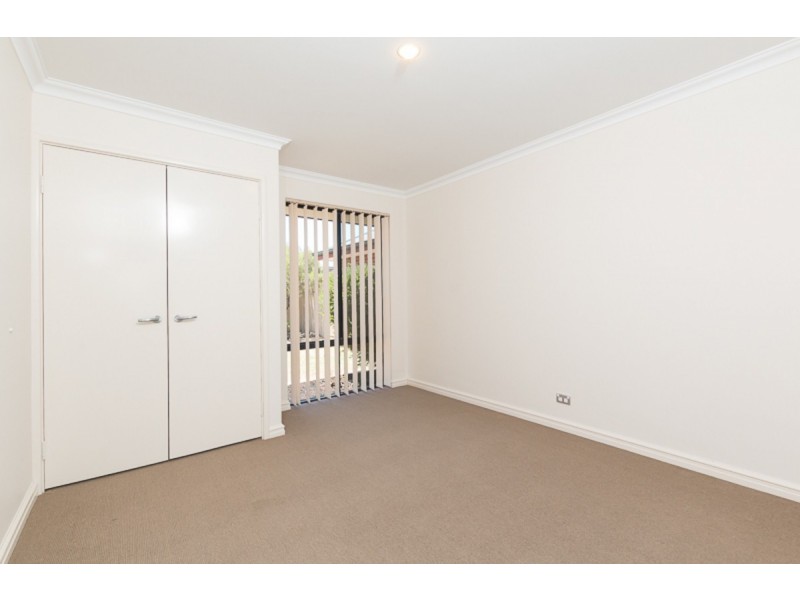 5 Quandong Parkway, Halls Head WA 6210