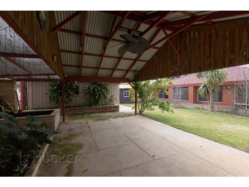 17 Mayflower Close, Port Kennedy WA 6172