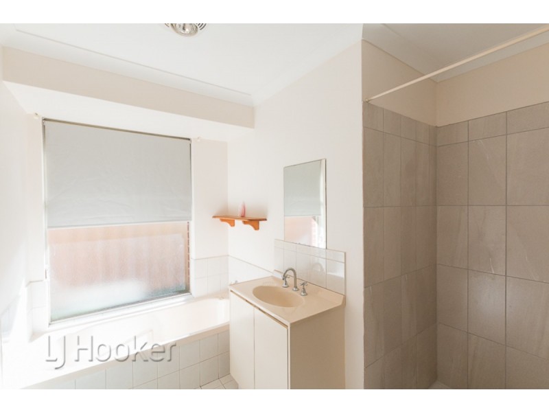 17 Mayflower Close, Port Kennedy WA 6172