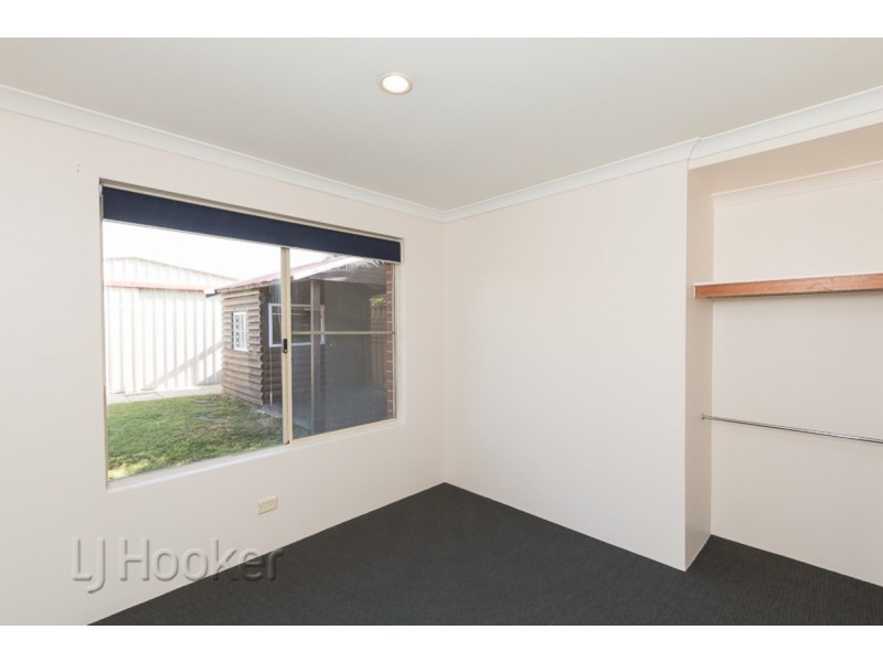 17 Mayflower Close, Port Kennedy WA 6172
