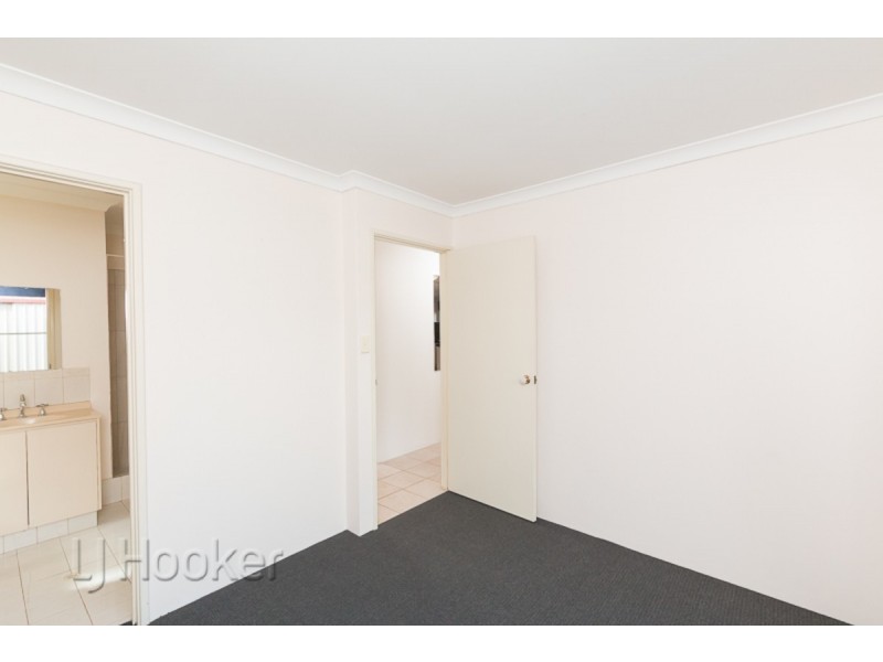 17 Mayflower Close, Port Kennedy WA 6172